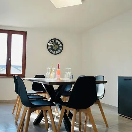 Du Charme - Atypique Et Chaleureux