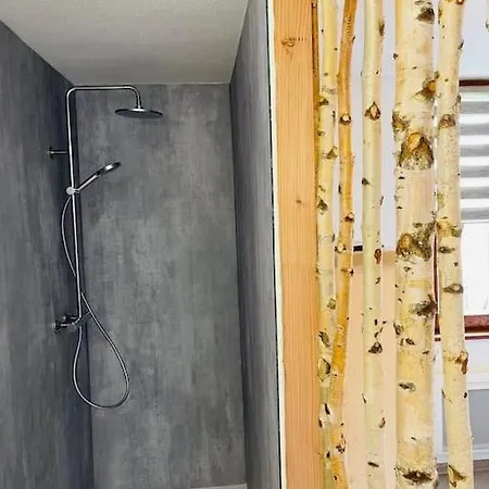 Apartment Du Charme - Atypique Et Chaleureux *