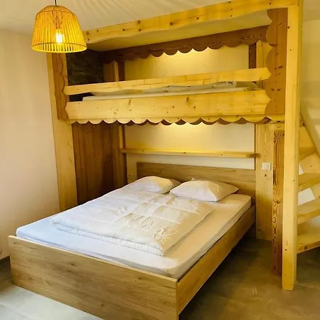 Du Charme - Atypique Et Chaleureux